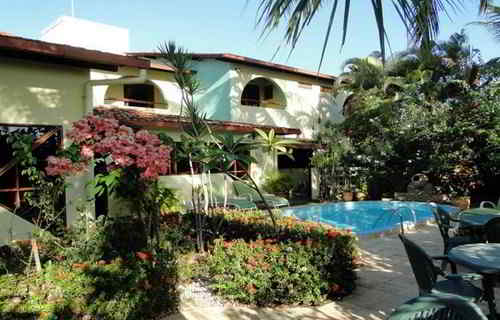 Hotel Pousada Arco Iris em Barra de Santo Antônio, AL - alugarpousadas